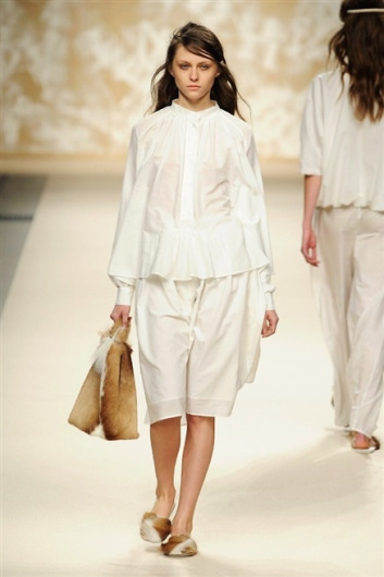 Fotoservizio/SS 2016/WOMEN/SIMONETTA RAVIZZA/DP1/13