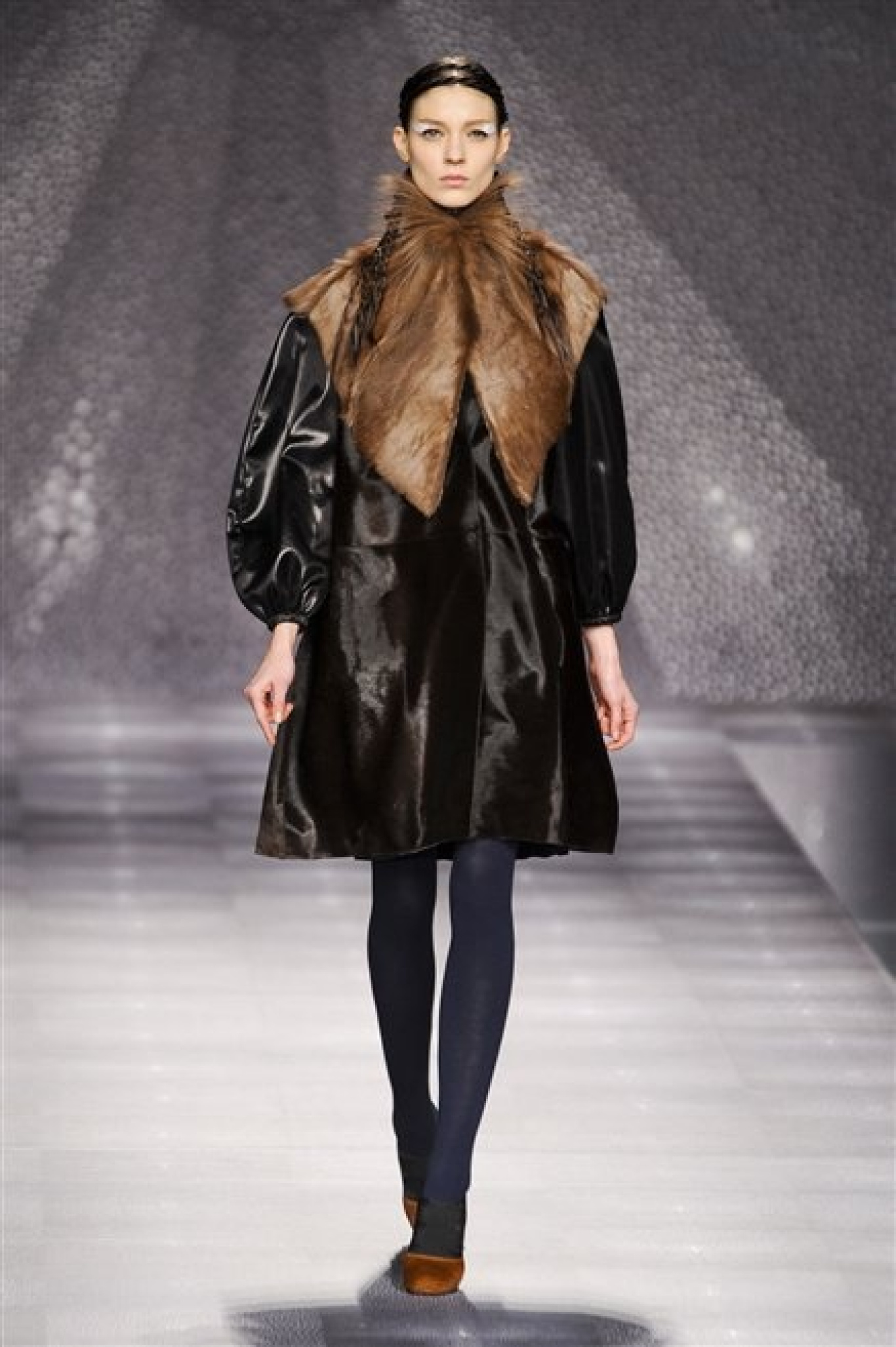 FENDI - SCULTURE DI STILE