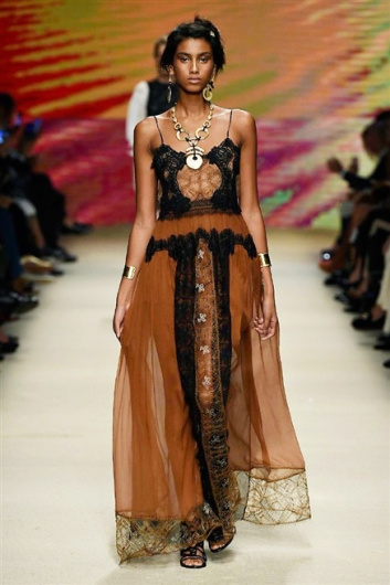 Fotoservizio/SS 2016/WOMEN/ALBERTA FERRETTI/DP1/1