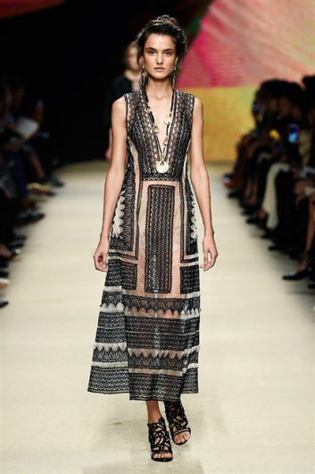 Fotoservizio/SS 2016/WOMEN/ALBERTA FERRETTI/DP1/7