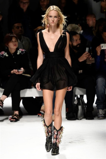 Fotoservizio/SS 2016/WOMEN/FAUSTO PUGLISI/DP1/2
