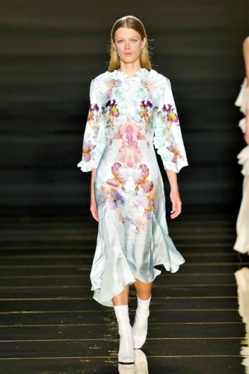 Fotoservizio/SS 2016/WOMEN/FRANCESCO SCOGNAMIGLIO/DP1/8