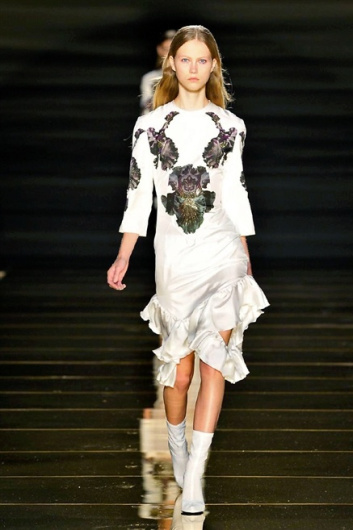 Fotoservizio/SS 2016/WOMEN/FRANCESCO SCOGNAMIGLIO/DP1/10