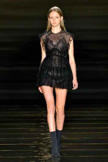 Fotoservizio/SS 2016/WOMEN/FRANCESCO SCOGNAMIGLIO/DP1/15