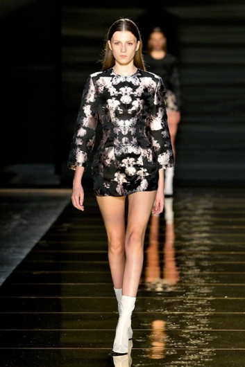 Fotoservizio/SS 2016/WOMEN/FRANCESCO SCOGNAMIGLIO/DP1/22