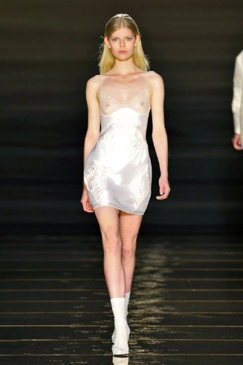 Fotoservizio/SS 2016/WOMEN/FRANCESCO SCOGNAMIGLIO/DP1/30