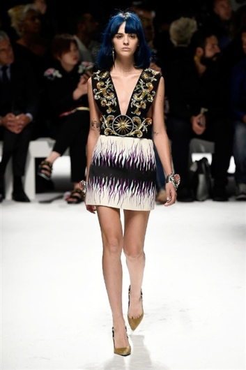Fotoservizio/SS 2016/WOMEN/FAUSTO PUGLISI/DP1/15