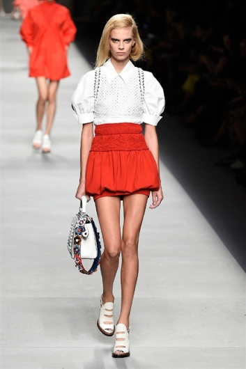 Fotoservizio/SS 2016/WOMEN/FENDI/DP1/1