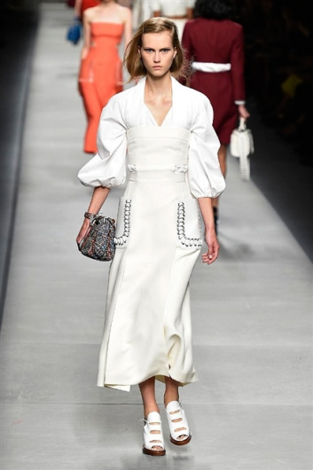Fotoservizio/SS 2016/WOMEN/FENDI/DP1/11