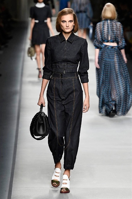 Fotoservizio/SS 2016/WOMEN/FENDI/DP1/21