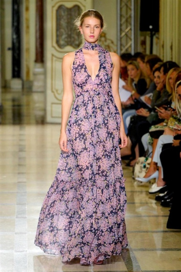Fotoservizio/SS 2016/WOMEN/LUISA BECCARIA/DP1/16