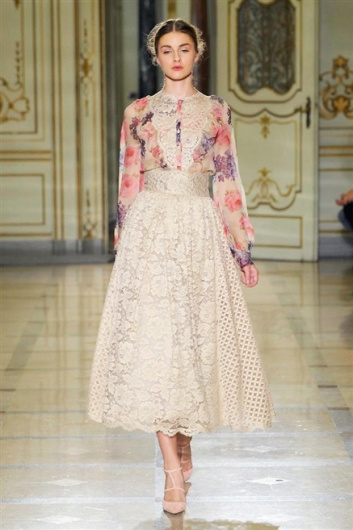 Fotoservizio/SS 2016/WOMEN/LUISA BECCARIA/DP1/19