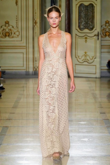 Fotoservizio/SS 2016/WOMEN/LUISA BECCARIA/DP1/23