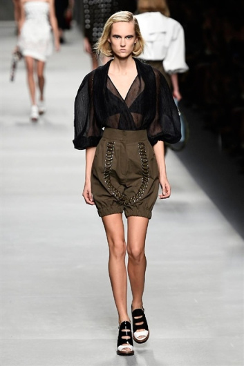 Fotoservizio/SS 2016/WOMEN/FENDI/DP1/28
