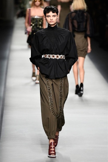Fotoservizio/SS 2016/WOMEN/FENDI/DP1/30