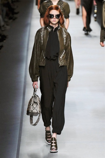 Fotoservizio/SS 2016/WOMEN/FENDI/DP1/40