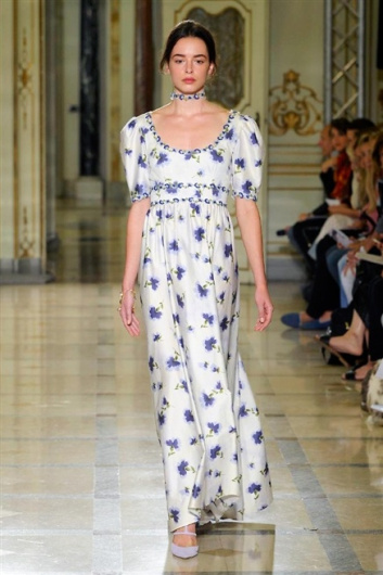 Fotoservizio/SS 2016/WOMEN/LUISA BECCARIA/DP1/2