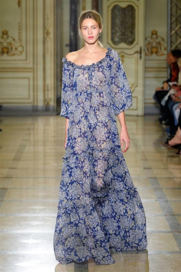 Fotoservizio/SS 2016/WOMEN/LUISA BECCARIA/DP1/13