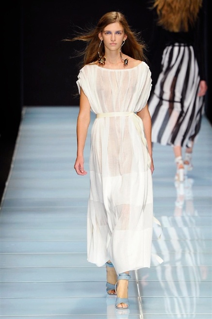 Fotoservizio/SS 2016/WOMEN/ANTEPRIMA/DP1/5