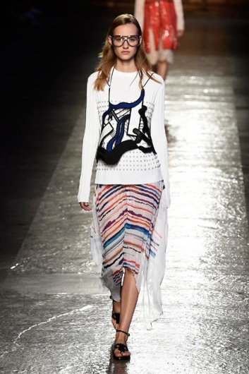 Fotoservizio/SS 2016/WOMEN/EMILIO PUCCI/DP1/9