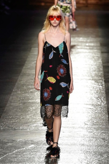 Fotoservizio/SS 2016/WOMEN/EMILIO PUCCI/DP1/16