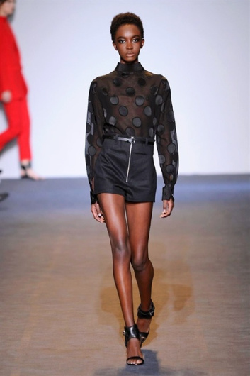 Fotoservizio/SS 2016/WOMEN/COSTUME NATIONAL/DP1/30