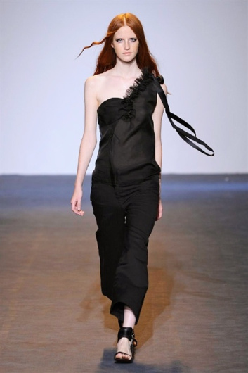 Fotoservizio/SS 2016/WOMEN/COSTUME NATIONAL/DP1/36