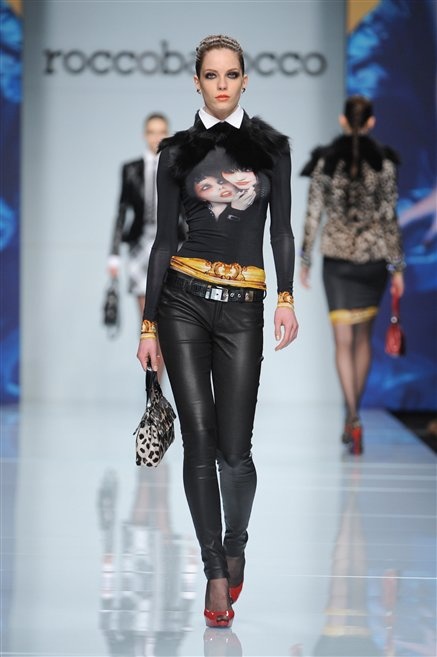 Fotoservizio/FW 2012-2013/WOMEN/ROCCOBAROCCO/22