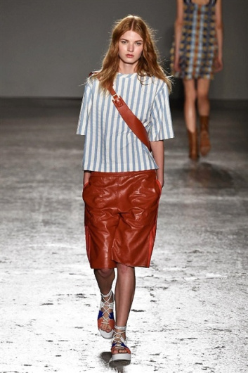 Fotoservizio/SS 2016/WOMEN/CRISTIANO BURANI/DP1/21