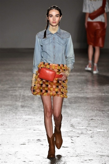 Fotoservizio/SS 2016/WOMEN/CRISTIANO BURANI/DP1/22