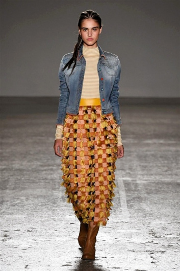 Fotoservizio/SS 2016/WOMEN/CRISTIANO BURANI/DP1/23