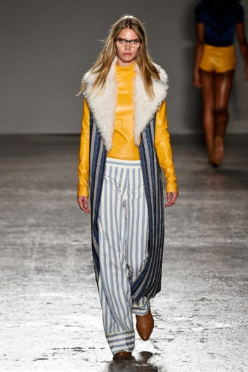 Fotoservizio/SS 2016/WOMEN/CRISTIANO BURANI/DP1/30