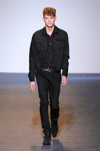 Fotoservizio/SS 2016/WOMEN/COSTUME NATIONAL/DP1/5