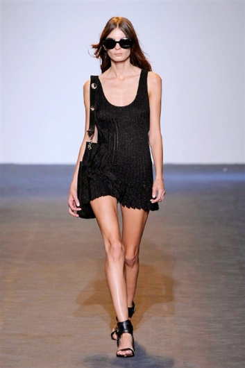Fotoservizio/SS 2016/WOMEN/COSTUME NATIONAL/DP1/14