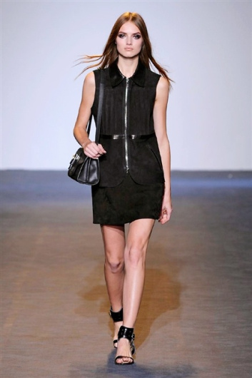 Fotoservizio/SS 2016/WOMEN/COSTUME NATIONAL/DP1/18