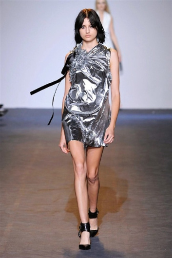 Fotoservizio/SS 2016/WOMEN/COSTUME NATIONAL/DP1/22