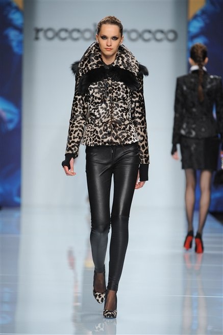 Fotoservizio/FW 2012-2013/WOMEN/ROCCOBAROCCO/19