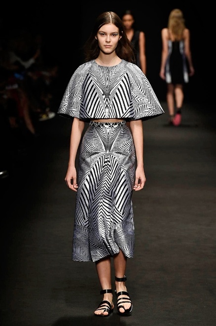Fotoservizio/SS 2016/WOMEN/BYBLOS MILANO/DP1/11