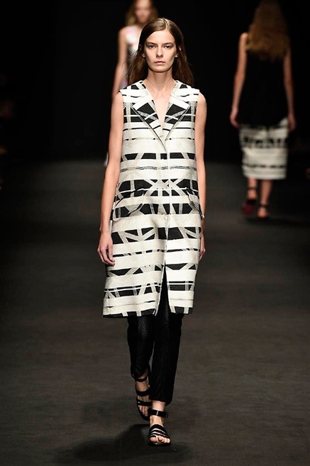 Fotoservizio/SS 2016/WOMEN/BYBLOS MILANO/DP1/19