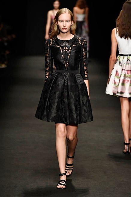 Fotoservizio/SS 2016/WOMEN/BYBLOS MILANO/DP1/23