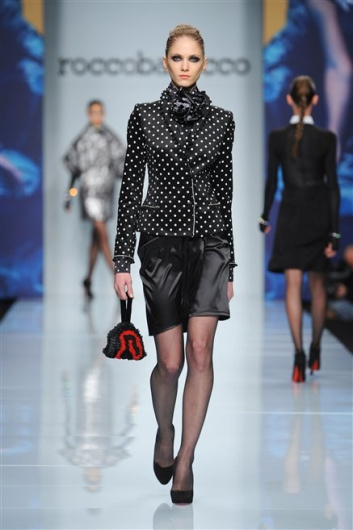 Fotoservizio/FW 2012-2013/WOMEN/ROCCOBAROCCO/37