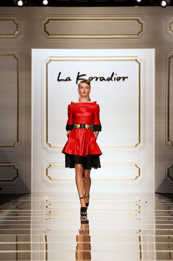 Fotoservizio/SS 2016/WOMEN/LA KORADIOR/DP2/90