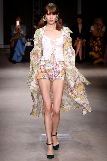 Fotoservizio/SS 2018/WOMEN/DAIZY SHELY/DP2/4