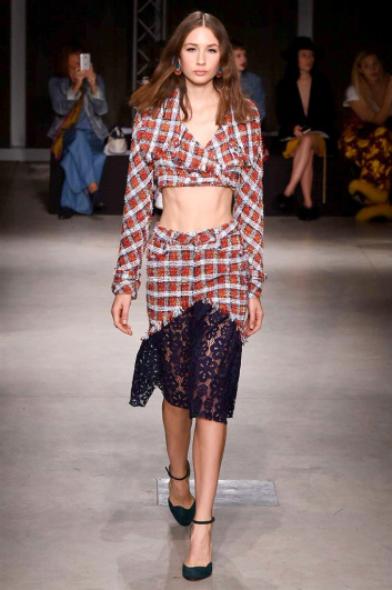 Fotoservizio/SS 2018/WOMEN/DAIZY SHELY/DP2/4