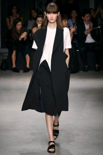 Fotoservizio/SS 2018/WOMEN/UJOH/DP2/0