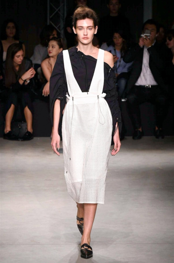 Fotoservizio/SS 2018/WOMEN/UJOH/DP2/2
