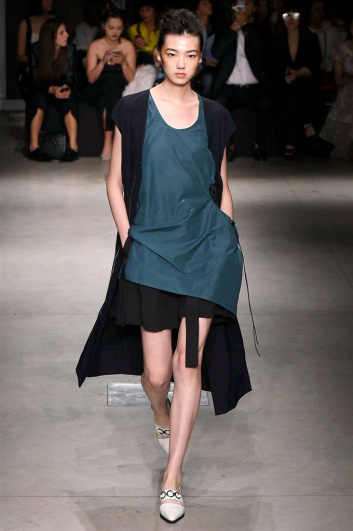Fotoservizio/SS 2018/WOMEN/UJOH/DP2/3