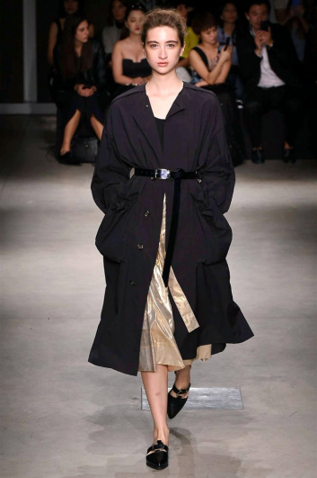 Fotoservizio/SS 2018/WOMEN/UJOH/DP2/5