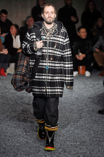 Fotoservizio/FW 2018-2019/MEN/MARNI/DP2/0
