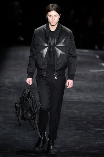 Fotoservizio/FW 2018-2019/MEN/NEIL BARRETT/DP2/15